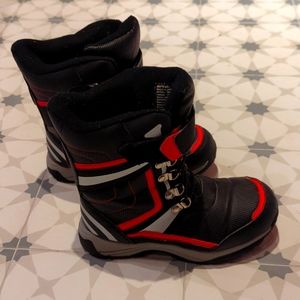 Totes Winter/Snow Boots Size 2